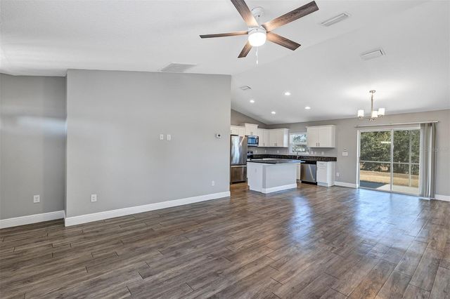 19 BAHIA PASS LOOP, Ocala, FL 34472