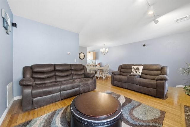 1603 Plainfield Pike G8, Johnston, RI 02919