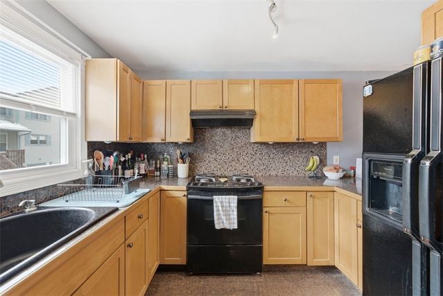 1603 Plainfield Pike G8, Johnston, RI 02919