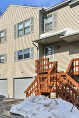 1603 Plainfield Pike G8, Johnston, RI 02919