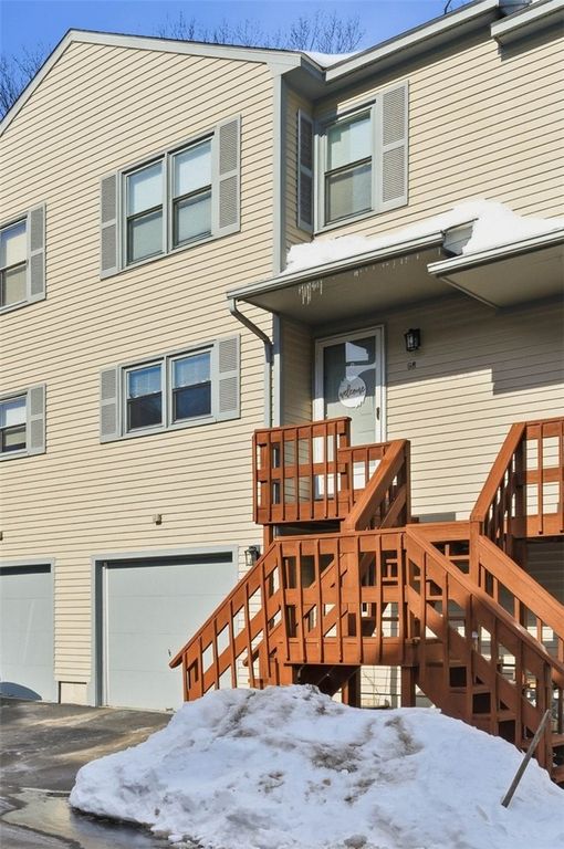 1603 Plainfield Pike G8, Johnston, RI 02919