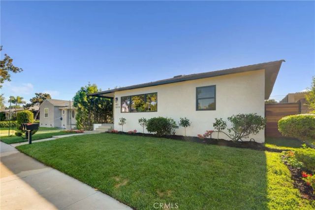 3511 Rose, Long Beach, CA 90807