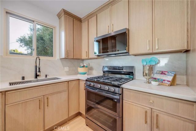 3511 Rose, Long Beach, CA 90807