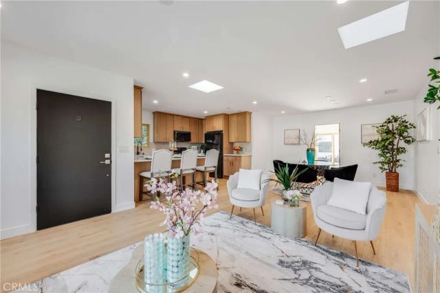 3511 Rose, Long Beach, CA 90807