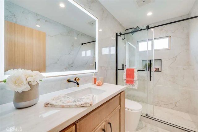 3511 Rose, Long Beach, CA 90807