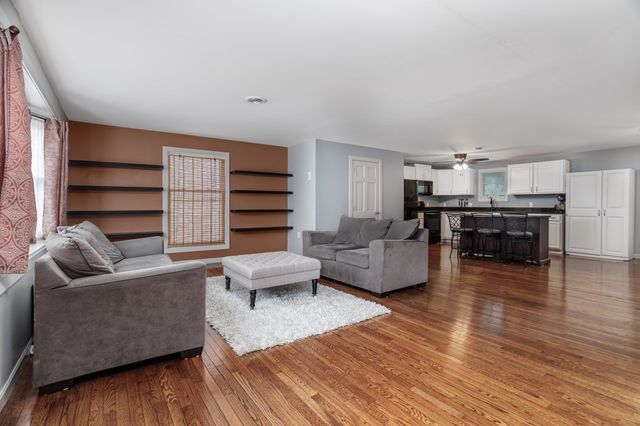 56 Mahogany Run 56, Leominster, MA 01453