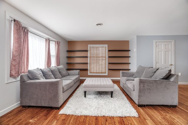 56 Mahogany Run 56, Leominster, MA 01453