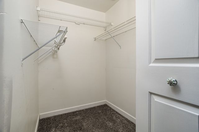 56 Mahogany Run 56, Leominster, MA 01453