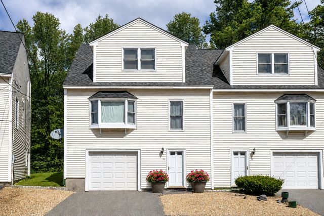 56 Mahogany Run 56, Leominster, MA 01453