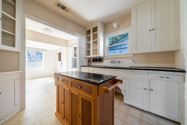 709 NW 2nd Street, Grants Pass, OR 97526