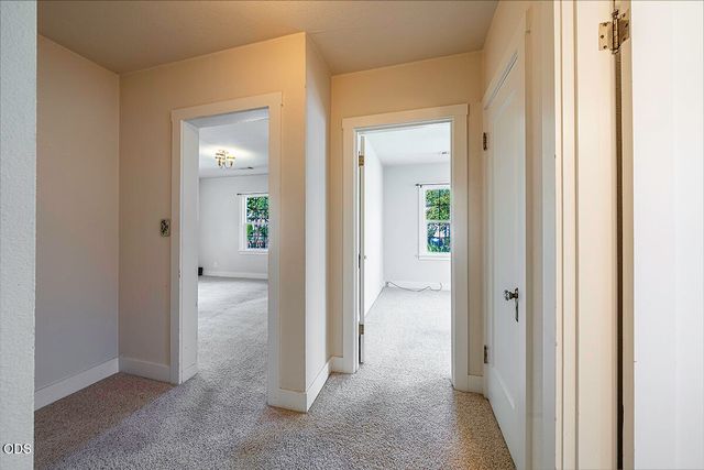 709 NW 2nd Street, Grants Pass, OR 97526