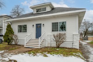 575 Cass Street, Benton Harbor, MI 49022