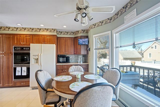 59 Cedar Street, Massapequa, NY 11758