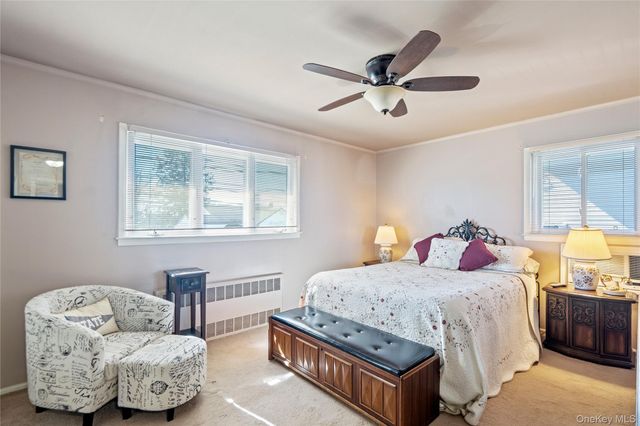 59 Cedar Street, Massapequa, NY 11758