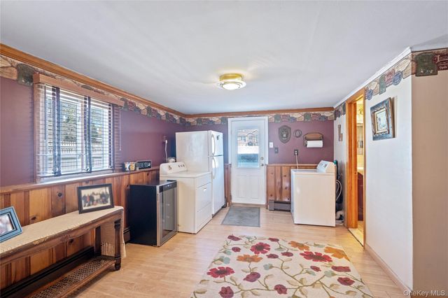 59 Cedar Street, Massapequa, NY 11758