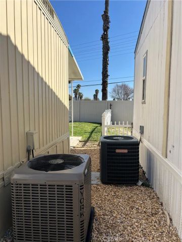 1445 W Florida Ave 56, Hemet, CA 92543