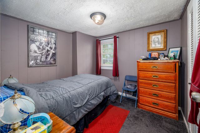607 E Washington Street, Morocco, IN 47963