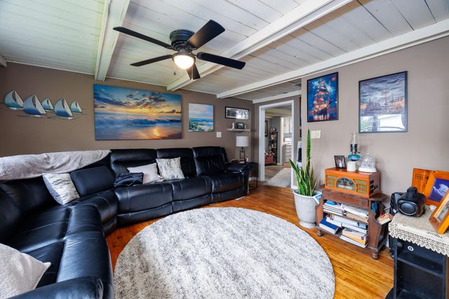 607 E Washington Street, Morocco, IN 47963