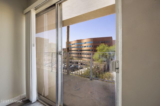 425 W Paseo Redondo Apt 3K, Tucson, AZ 85701