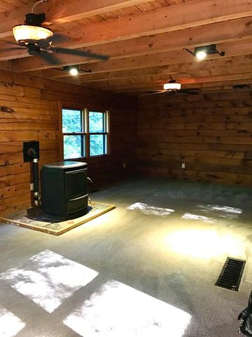 108 Old Bennington Road, Greenfield, NH 03047
