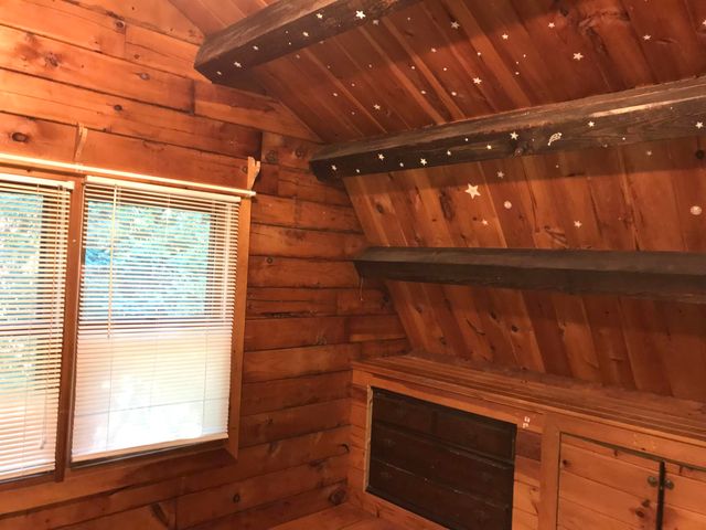 108 Old Bennington Road, Greenfield, NH 03047