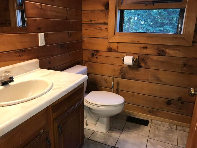 108 Old Bennington Road, Greenfield, NH 03047