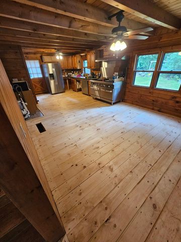 108 Old Bennington Road, Greenfield, NH 03047