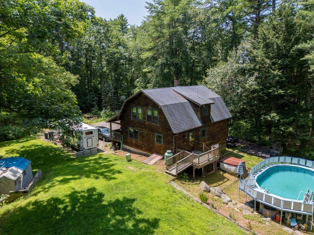 108 Old Bennington Road, Greenfield, NH 03047