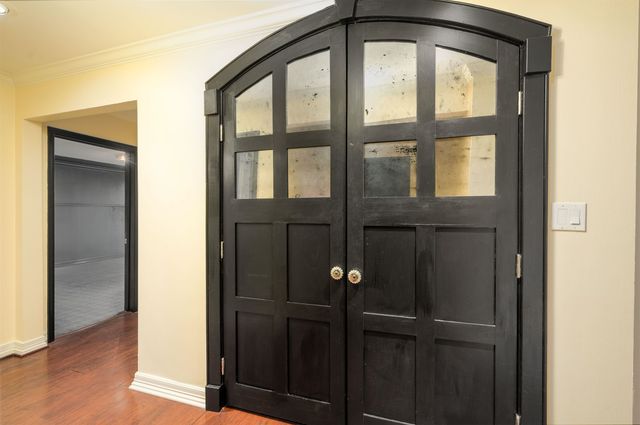 655 S Riverside Dr Apt 1103, Memphis, TN 38103