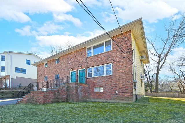 8 Harbor Hill Road 2nd Floor, Glen Cove, NY 11542