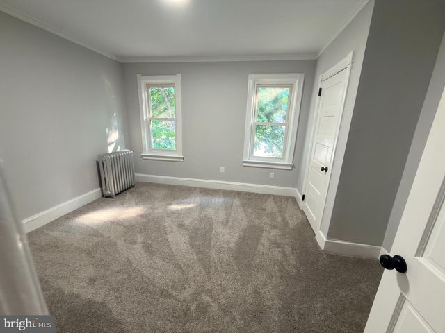 648 EDGEWOOD AVE, Trenton, NJ 08618