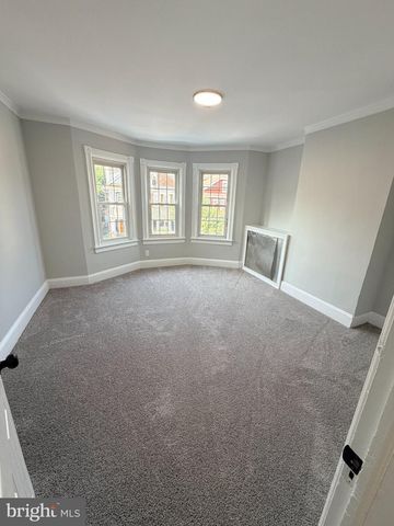 648 EDGEWOOD AVE, Trenton, NJ 08618