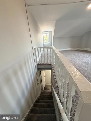 648 EDGEWOOD AVE, Trenton, NJ 08618