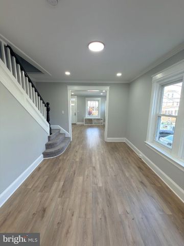 648 EDGEWOOD AVE, Trenton, NJ 08618