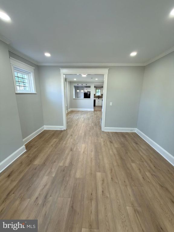 648 EDGEWOOD AVE, Trenton, NJ 08618