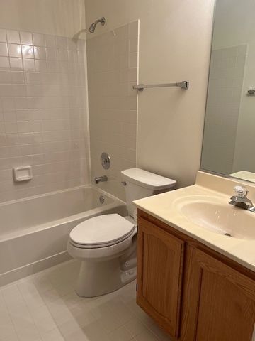 2724 Odlum Drive, Schaumburg, IL 60194