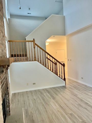 2724 Odlum Drive, Schaumburg, IL 60194