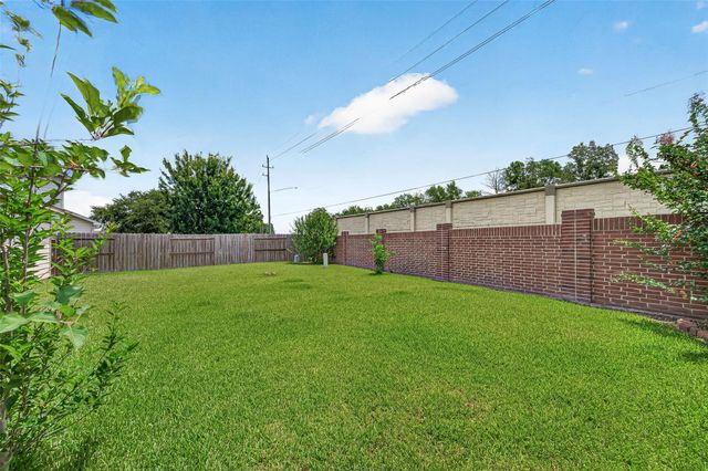 4734 Comal River Loop, Spring, TX 77386