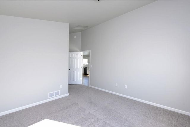 6434 82nd Avenue S, Horace, ND 58047