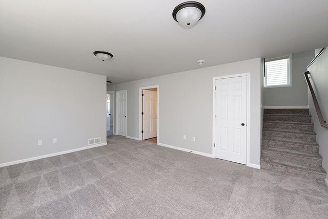 6434 82nd Avenue S, Horace, ND 58047