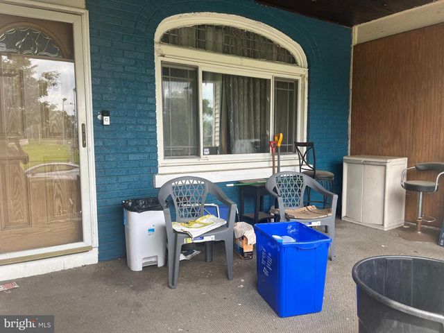 1633 W WYOMING AVE, Philadelphia, PA 19140