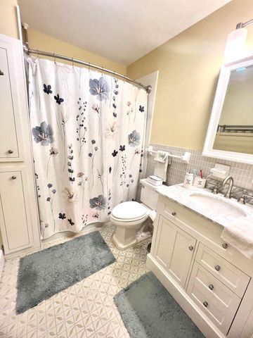 2211 NE 67th Street 1124, Fort Lauderdale, FL 33308