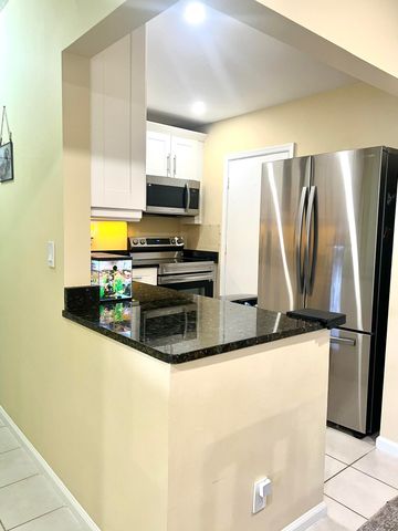 2211 NE 67th Street 1124, Fort Lauderdale, FL 33308