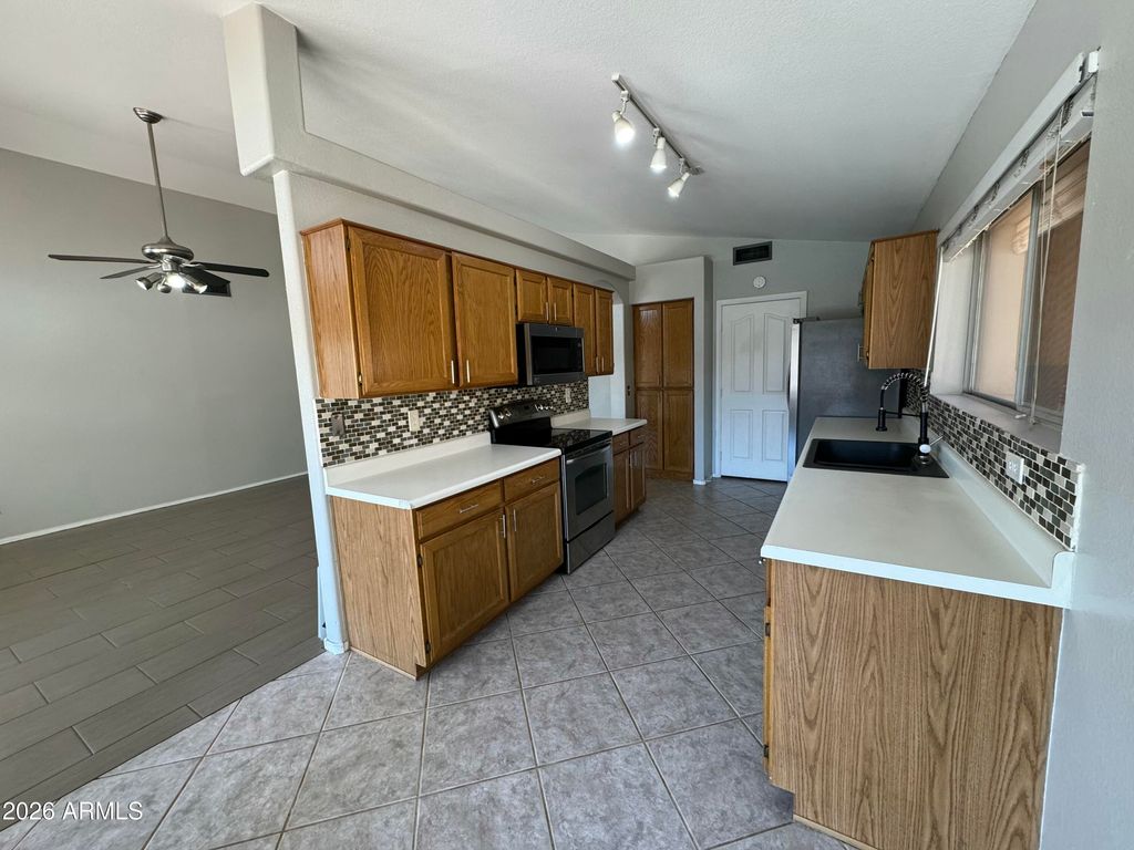 663 W Nopal Avenue, Mesa, AZ 85210 — photo 5
