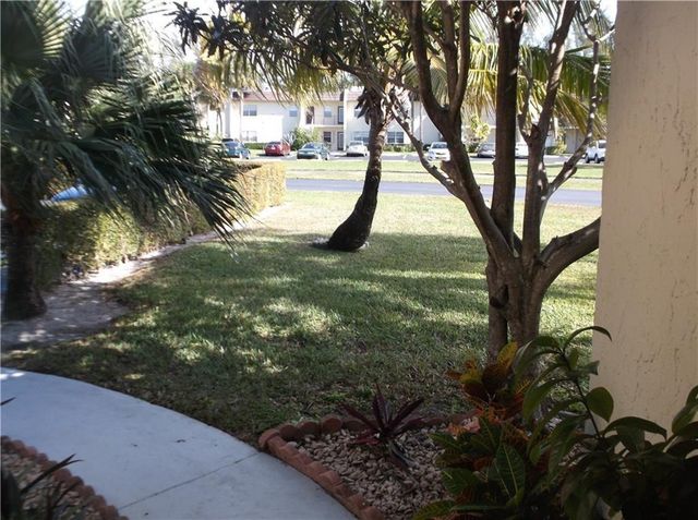 1845 Palm Cove Boulevard 8-107, Delray Beach, FL 33445