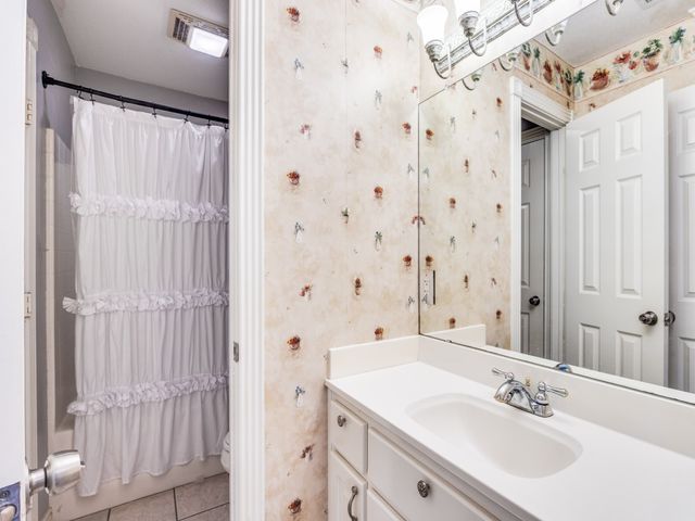 12900 Fm 121 W, Van Alstyne, TX 75495