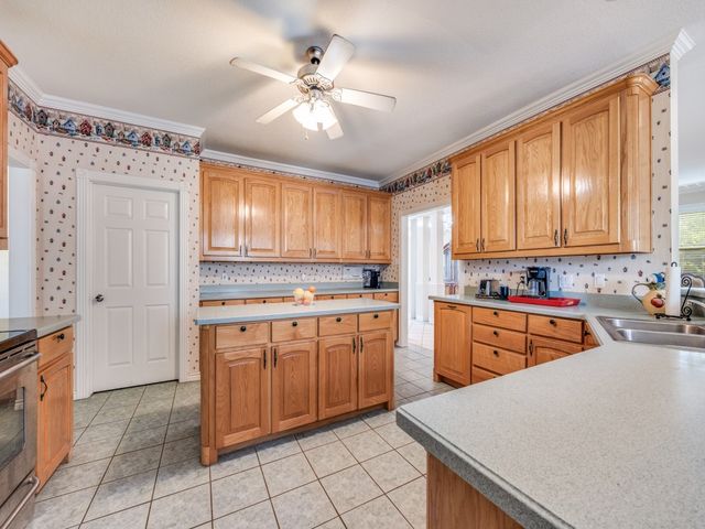 12900 Fm 121 W, Van Alstyne, TX 75495