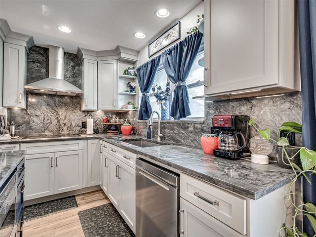 728 Westglen Drive, Yukon, OK 73099