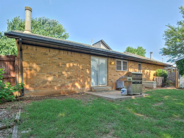 728 Westglen Drive, Yukon, OK 73099
