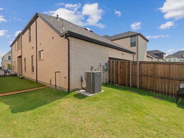 9533 Keep Street, Frisco, TX 75035